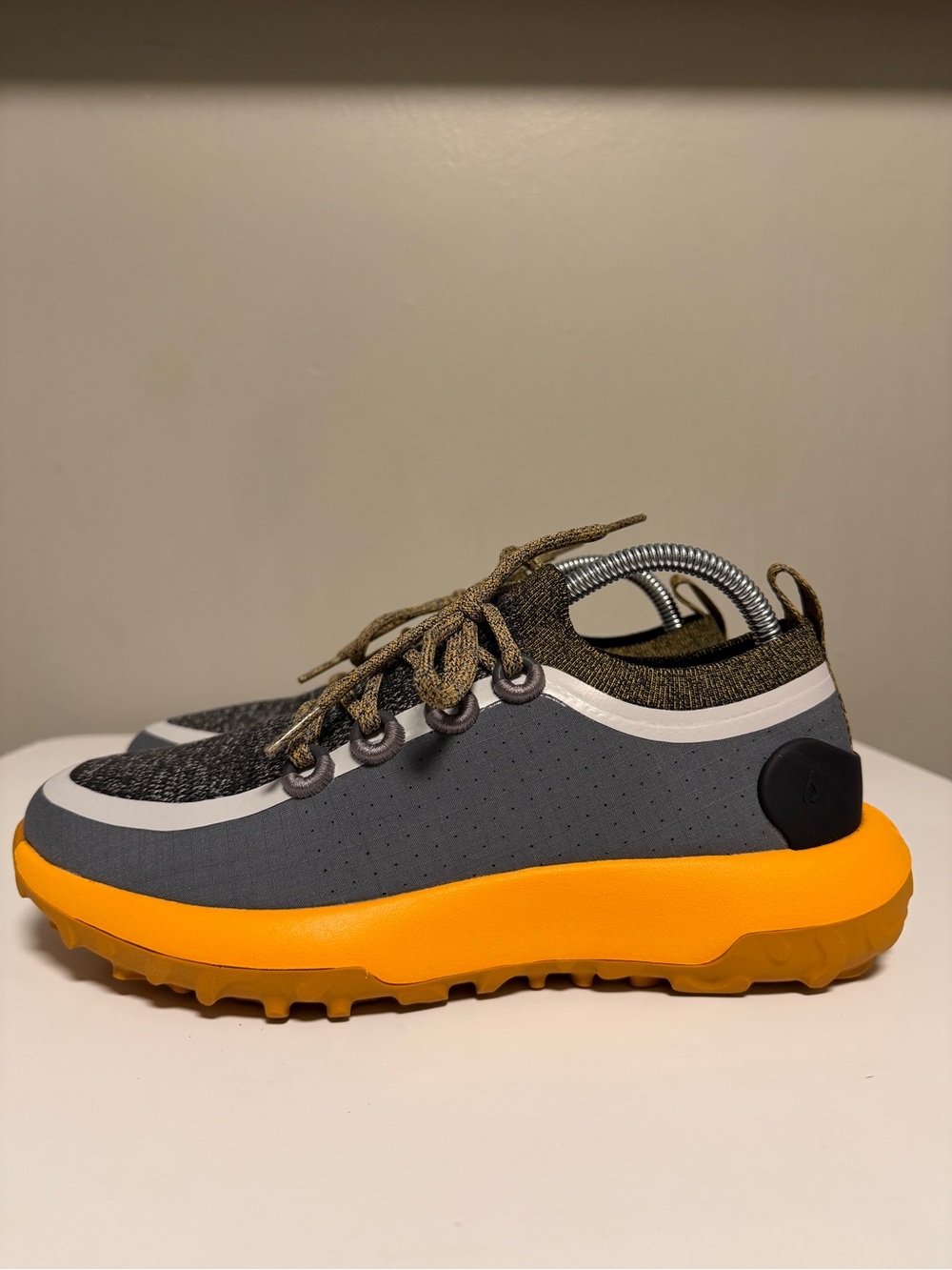 Allbirds Trail Runner SWT Gray & Yellow Lace-Up Sneakers Women’s US 9.5 EU 39.5